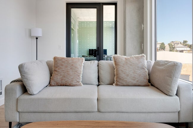 Photo - 1395 22nd St Unit FL7-ID2098