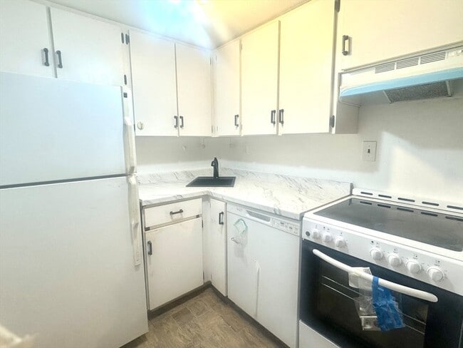 Photo - 57 A St Paul St Unit 3