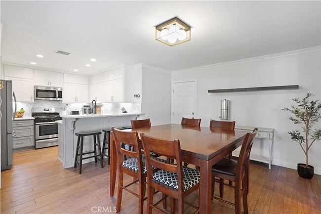 Photo - 1619 Carmel Cir W