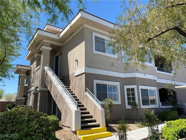 Building Photo - 9330 W Maule Ave Unit 141