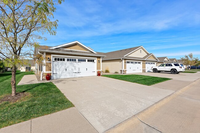 Photo - Redwood Ankeny