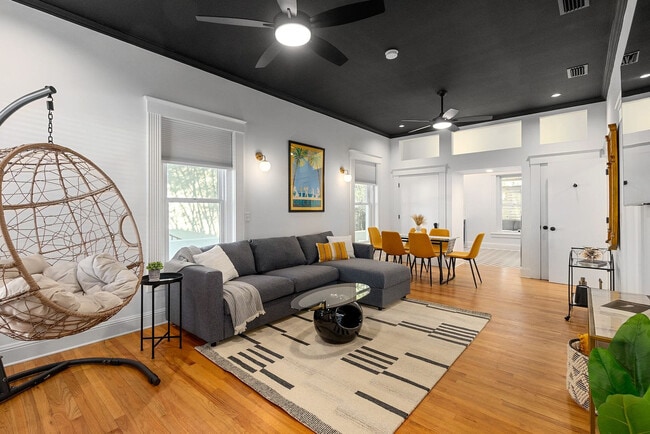 Building Photo - 15 Old Mission Ave Unit ID1281979P