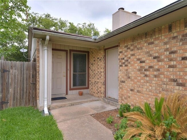 Photo - 1714 Rawhide Loop
