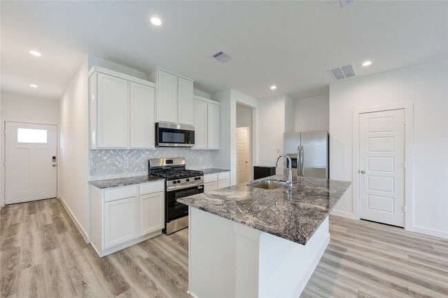 Photo - 10113 Berkeley Spgs Trl