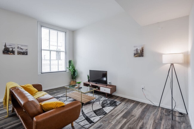 Photo - 9-JAN-JAN E 4th St Unit ID1404471P