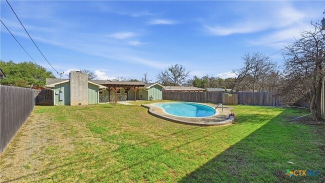 Photo - 1409 Highland Dr