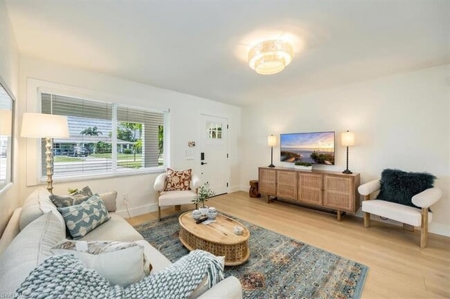 Photo - 4523 Fluvia Ave