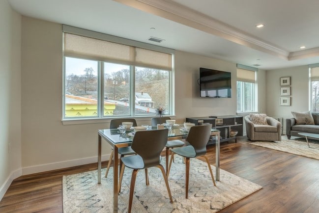 Photo - Essex Landing Saugus