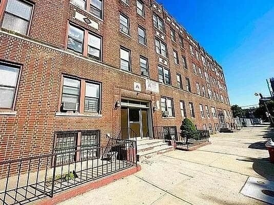 Photo - 117 Corbin Ave Unit 107