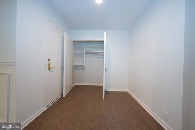 Photo - 1640 Oakwood Dr Unit W216