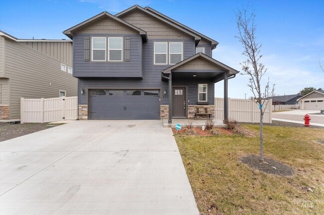 Building Photo - 513 Stanley Lake St