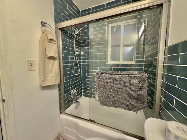 Photo - 329 Madison St Unit FL2-ID1075796P