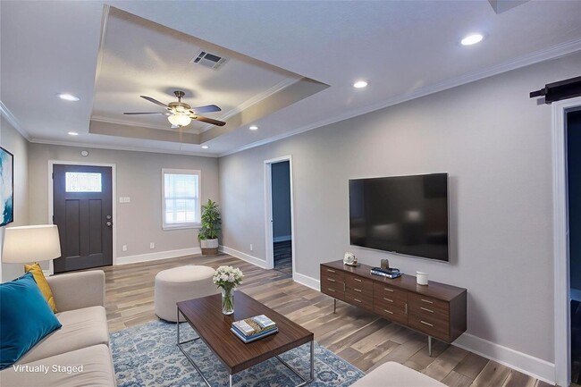 Photo - 4220 Delhi St