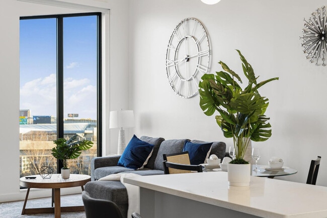 Photo - 282 Bremen St Unit SI ID1240290P