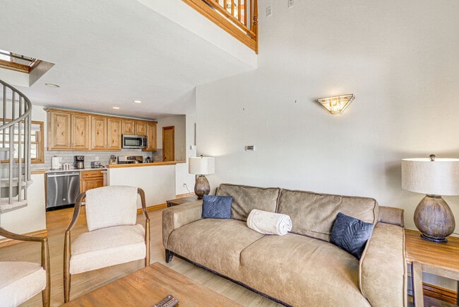 Building Photo - 304 N Main St Unit SI ID1545837P