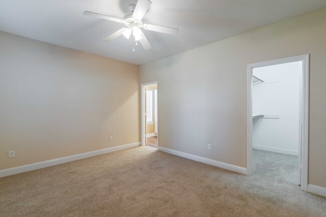 Photo - Bedford Parke Apartments