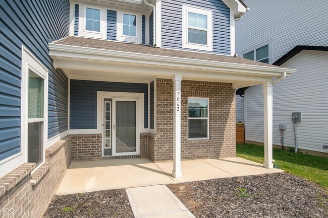 Photo - 7062 English Oak Dr