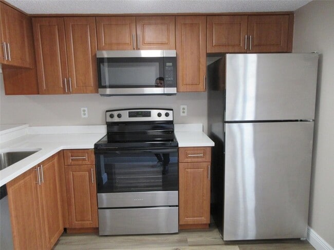 Photo - 11515 NW 44th St Unit 11515