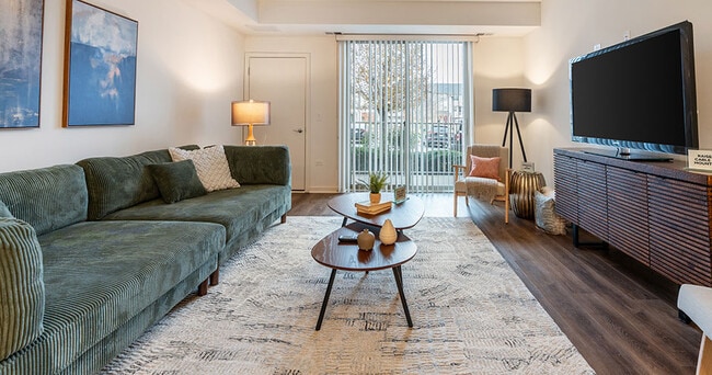 Photo - Deer Park Crossing Apartments