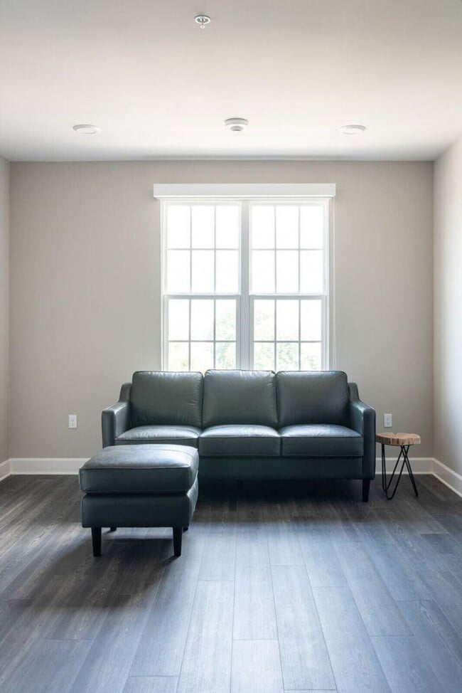 Building Photo - 3500 St Claude Ave Unit ID1266585P