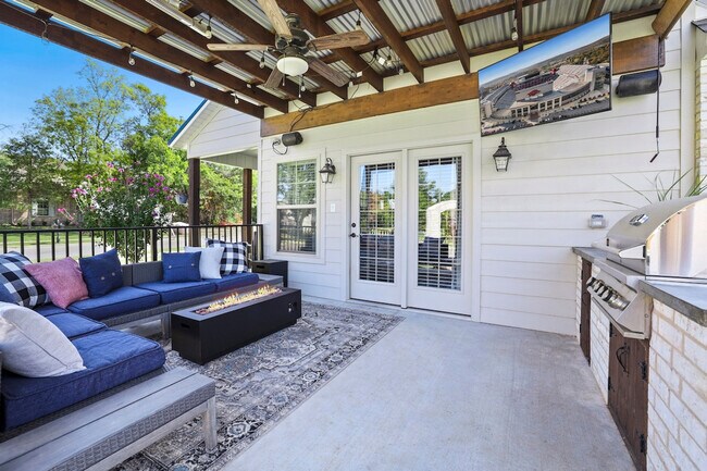 Photo - 85 N Solitude Bend Unit ID1221856P