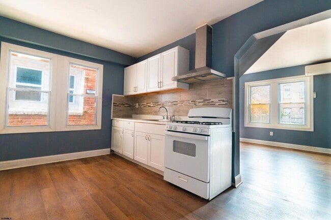 Photo - 2506 Tindaro Ter