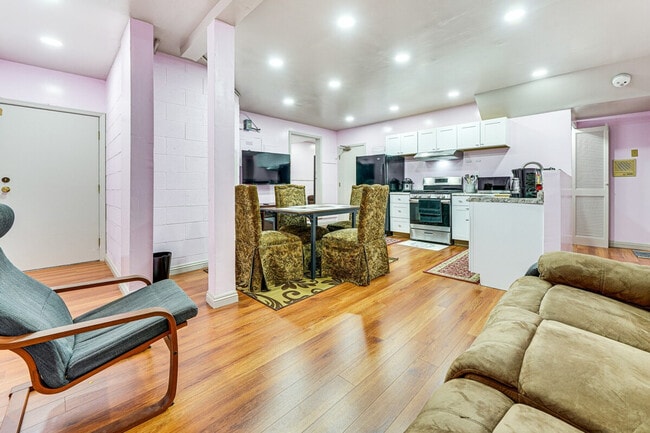 Photo - 17777 Camelot Ln Unit ID1305175P