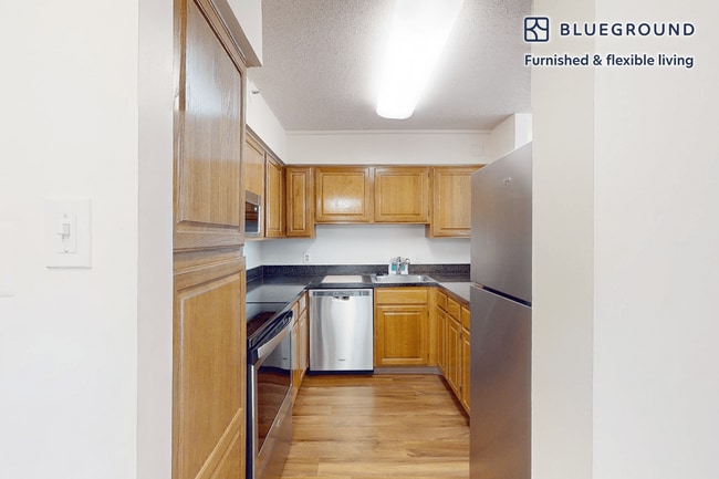 Photo - 2251 Pimmit Dr Unit SI FL9-ID10526A
