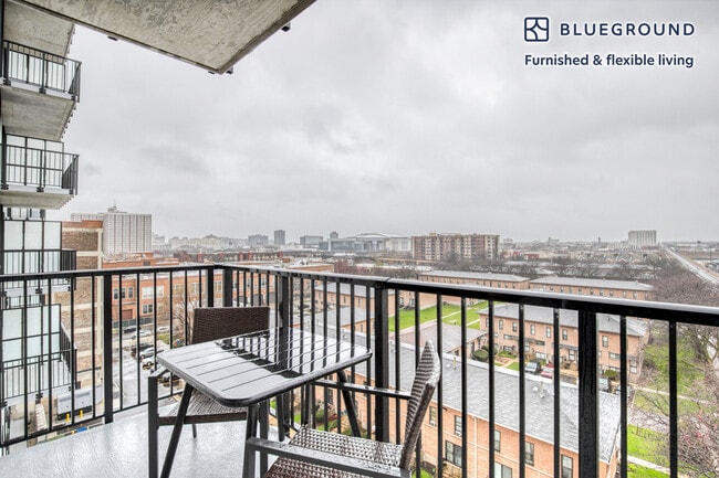 Photo - 150 N Ashland Ave Unit FL7-ID1054