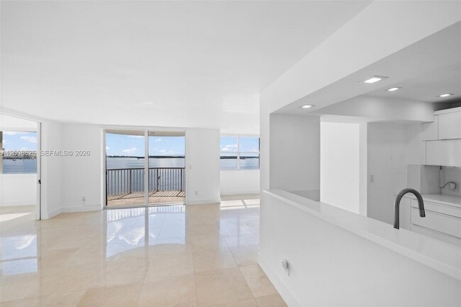 Photo - 1420 Brickell Bay Dr Unit 1001A