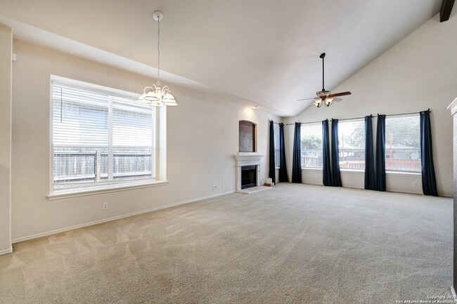 Photo - 8706 Redwood Bend