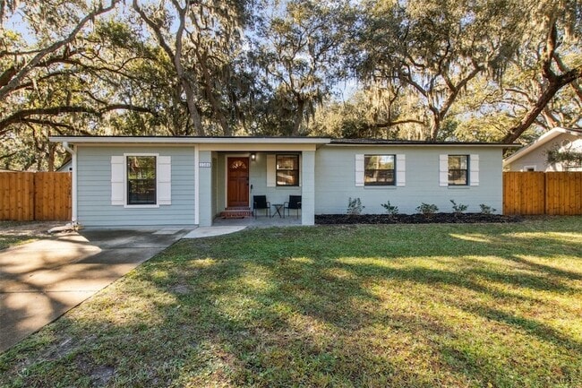 Building Photo - 1504 Leon St