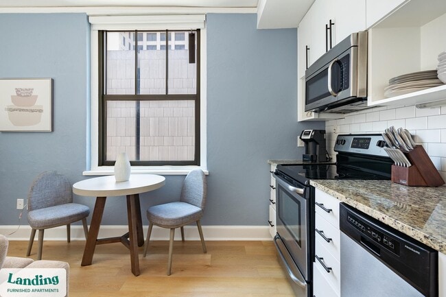 Photo - 933 McGee St Unit 2-810.1411592