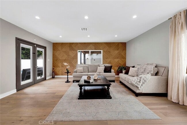 Photo - 4912 Alonzo Ave