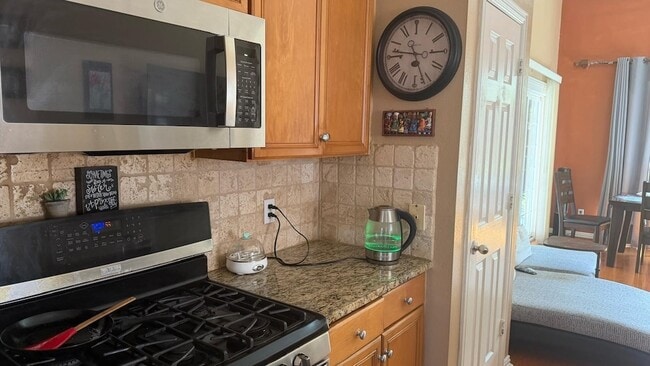 Photo - 921 Parker Dr