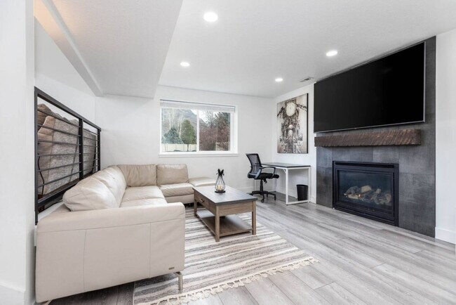Photo - 2744 Newcastle Dr Unit SI ID1597577P