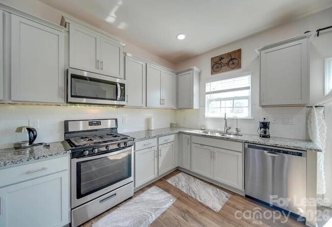 Photo - 9609 Margrave Dr