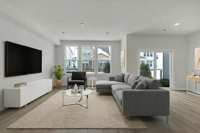 Photo - 5918 Hawkweed Dr