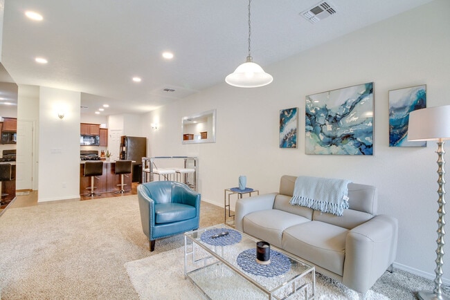 Building Photo - 251 San Clemente Ave NW Unit SI ID1604742P