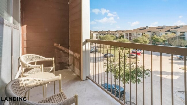 Photo - 18021 Kingsland Blvd Unit 2308