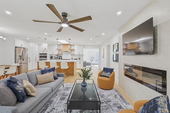 Photo - 6639 Aintree Cir Unit ID1032087P