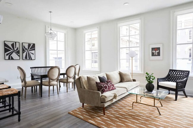 Building Photo - 800 Gravier St Unit ID1272387P