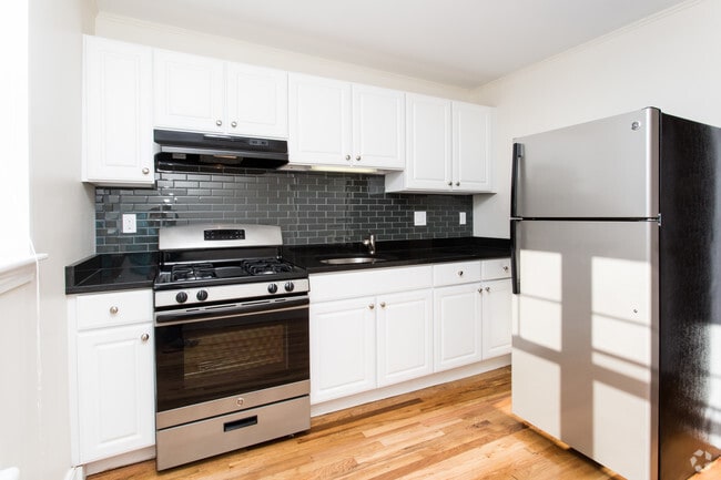 Photo - Clinton & Prospect Apartments