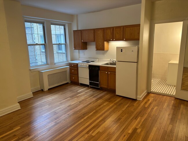 Photo - New King Edward Apartments