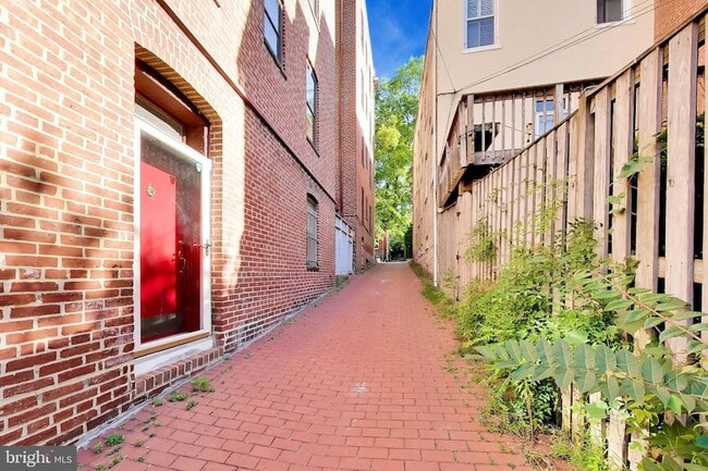 Photo - 3014 Dent Pl NW Unit 4E
