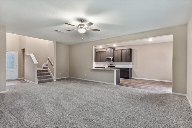Photo - 290 Moonstone Way