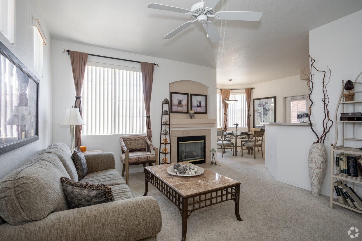 Floor Plan - Lantana - 2 Bedroom