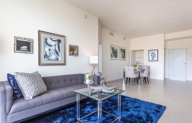 Photo - 729 NW 2nd St Unit 401