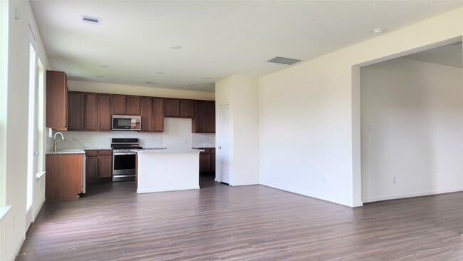 Photo - 1235 Bryman Dr