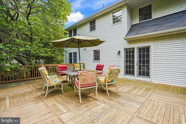 Photo - 9708 Locust Hill Dr